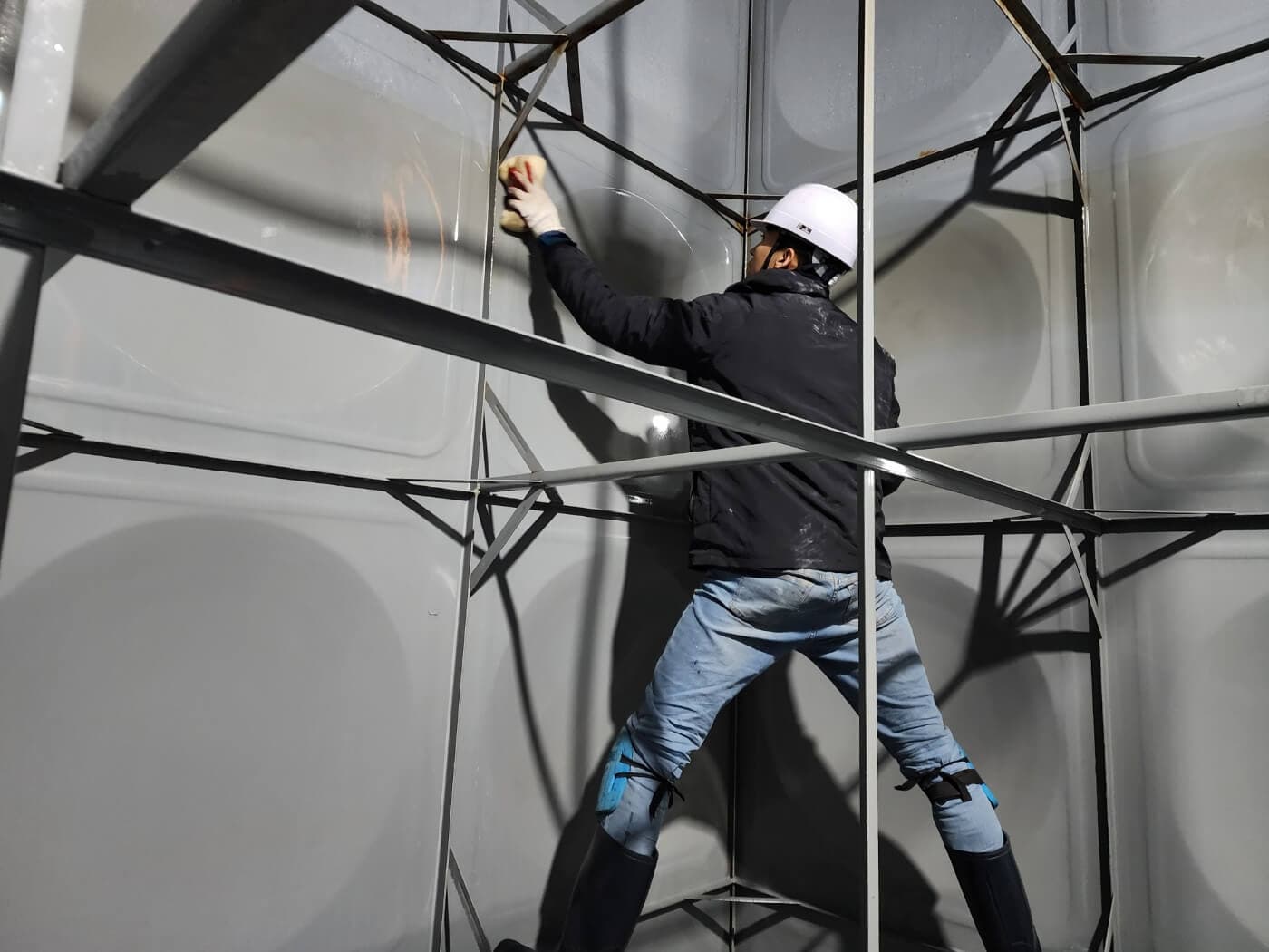 내부 청소 진행